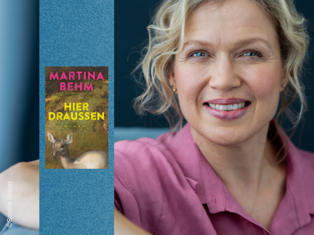 Foto der Autorin Martina Behm und Buch Hier draußen.