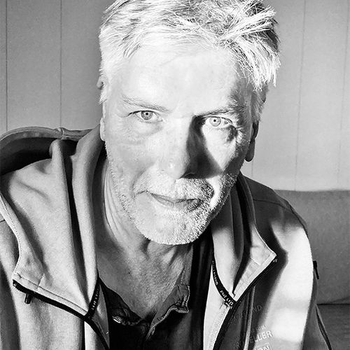 Foto der Autor:in Hans-Jürgen Feldhaus Foto der Autor:in Hans-Jürgen Feldhaus