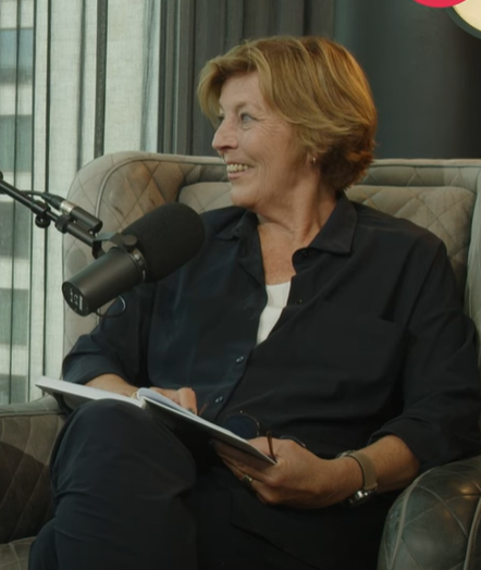 Foto von Dora Heldt bei einer Podcast Aufnahme